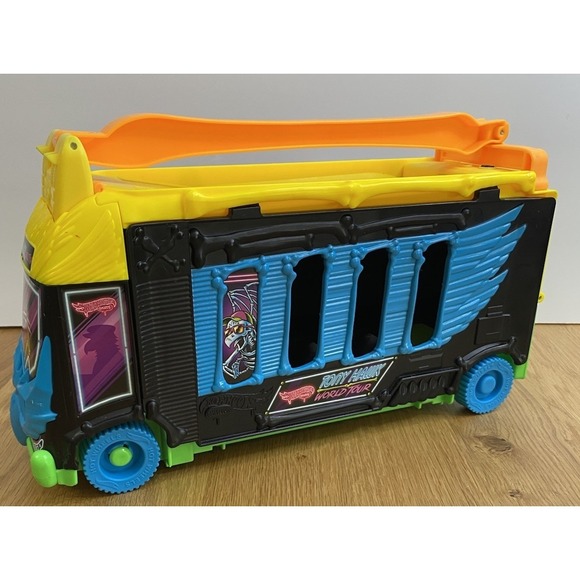 Hot Wheels Other - Hot Wheels Tony Hawk World Tour Skate Bus Playset Ramp Truck Base No Accessories